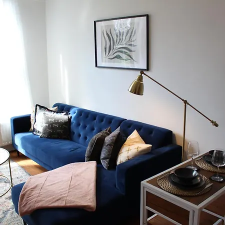 Flat 5, Westhill Apartment *